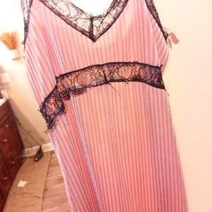 Lingerie set: Velvet and lace Mini Dress and Robe size Medium